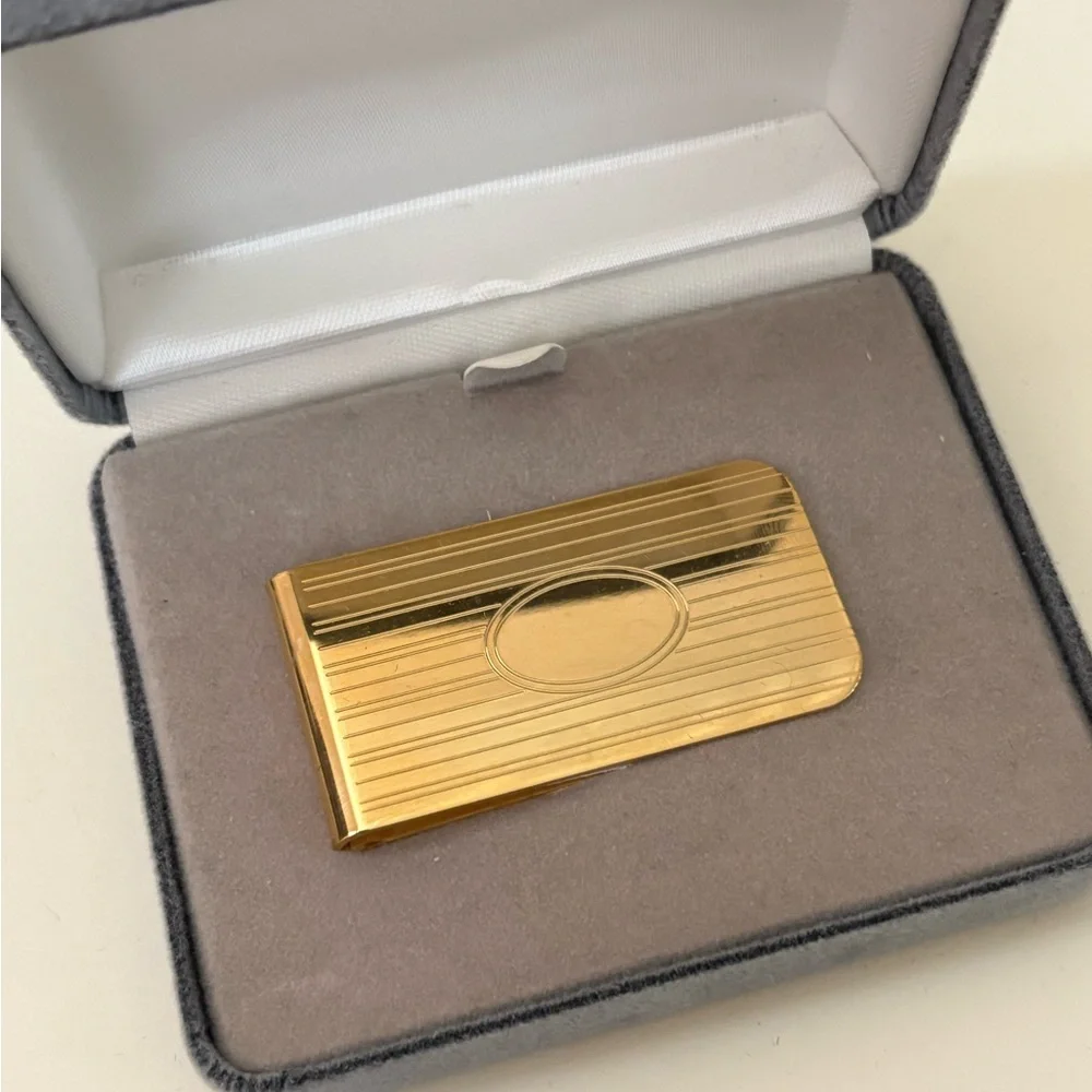 Elegant Gold Money Clip